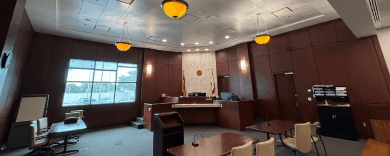 Modernisierung der Beleuchtung und Steuerung im Collier County Courthouse